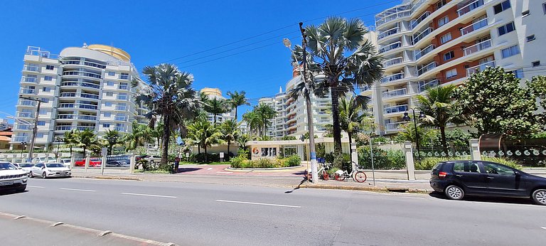 Apartamento com vista mar, churrasqueira e piscina